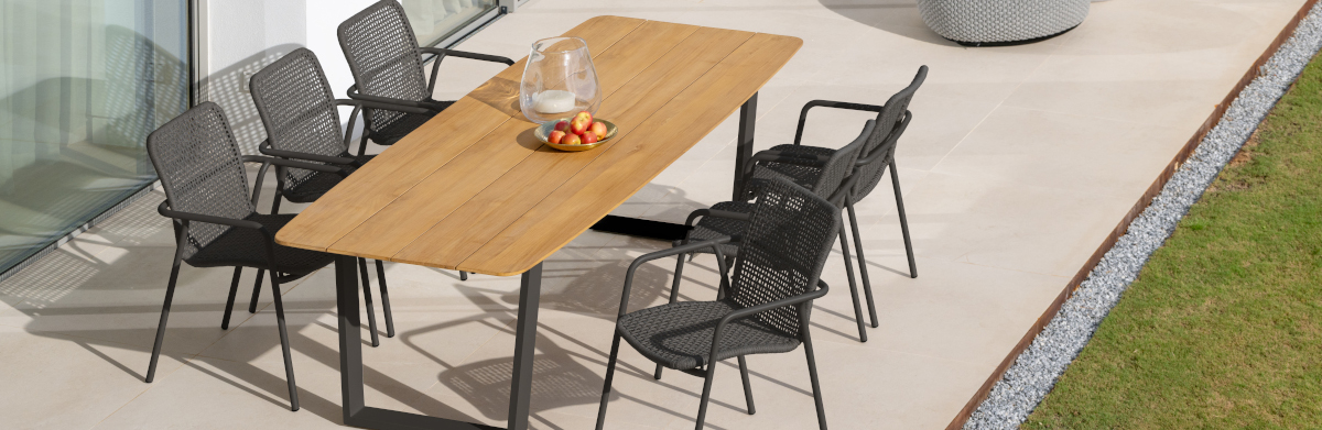 Beja Dining table